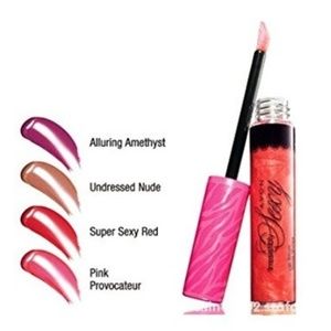 AVON IRRESISTIBLY SEXY LIP GLOSS - UNDRESS NUDE (NEW WITH TAGS)